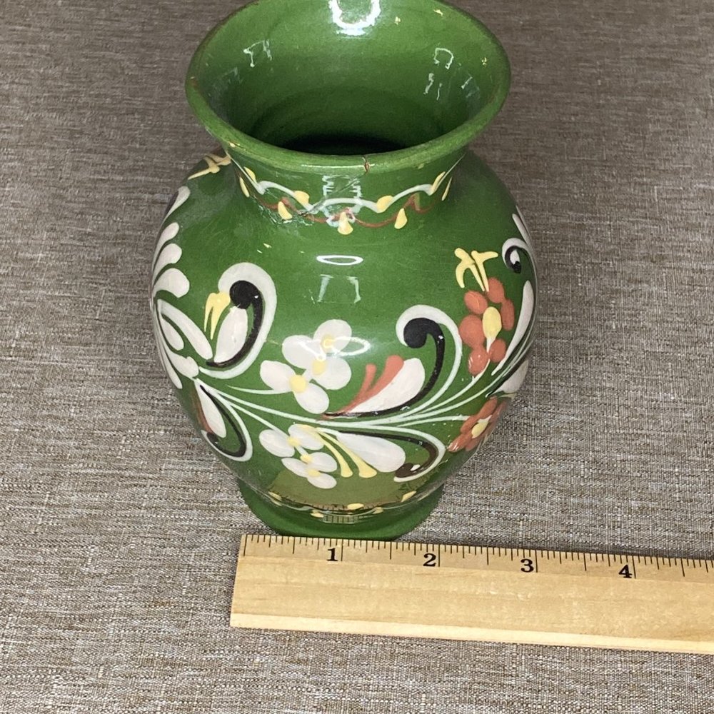 GREEN FLOWER VASE WITH FLORAL DESIGN MADE IN HUNGARY - Picture 5 of 8